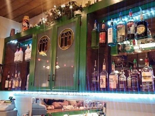 Bar & Lounge Bar & Lounge
